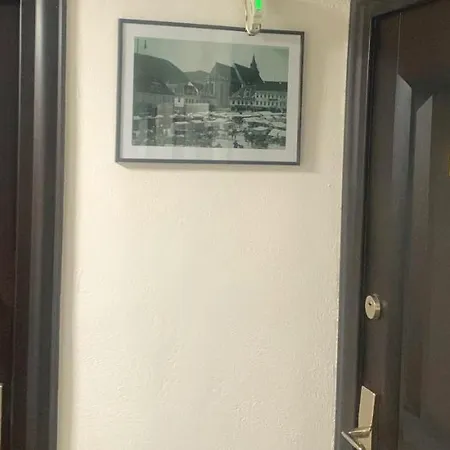 Apartman Petra La Poarta Schei Bv