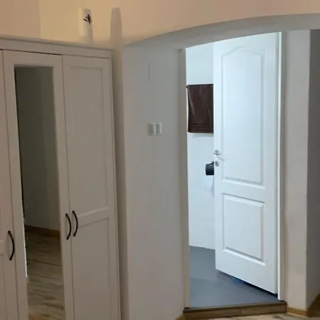 Petra La Poarta Schei Bv Apartman Brassó