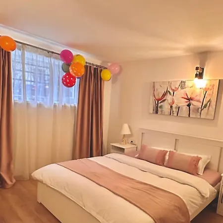 公寓 Petra La Poarta Schei Bv