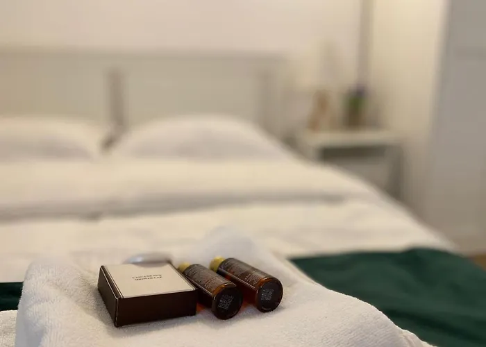 Petra La Poarta Schei Bv 3*