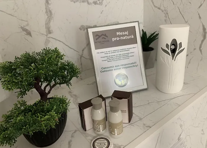 Petra La Poarta Schei Bv Apartment 3*